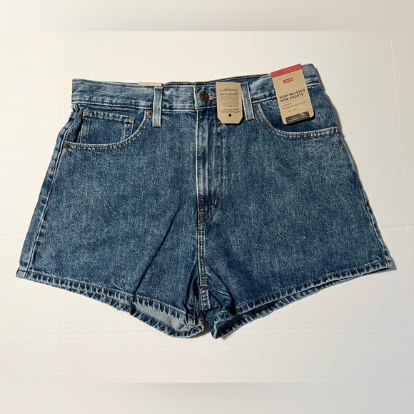 Levi’s High-Waisted  High Rise Mom Shorts size 31 NWT blue - Picture 2 of 8